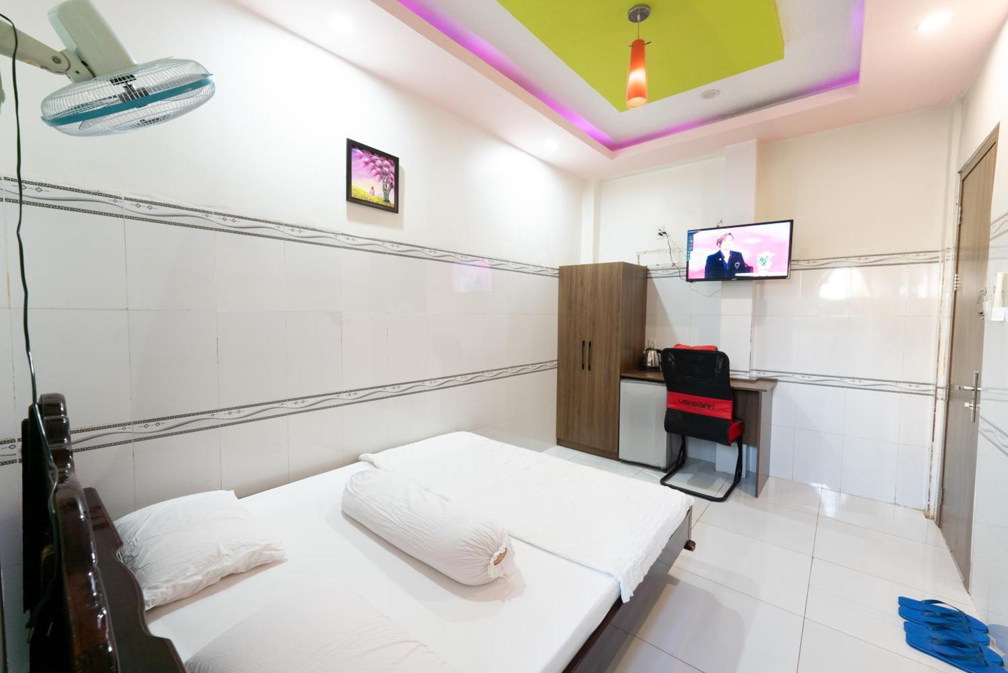 Thien Thanh Hotel Vinh Long Exterior photo