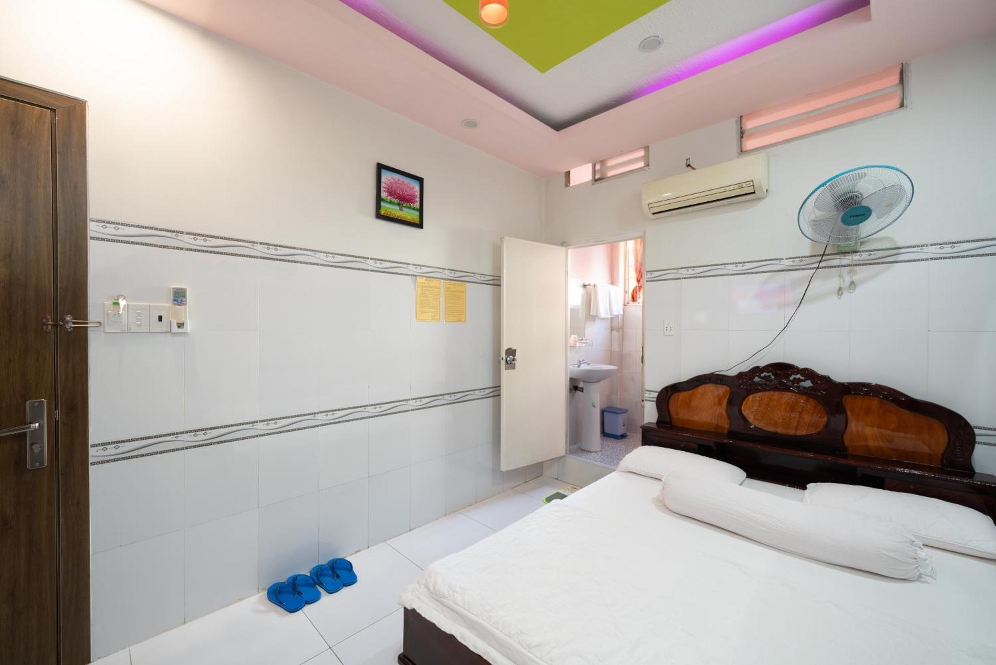 Thien Thanh Hotel Vinh Long Exterior photo