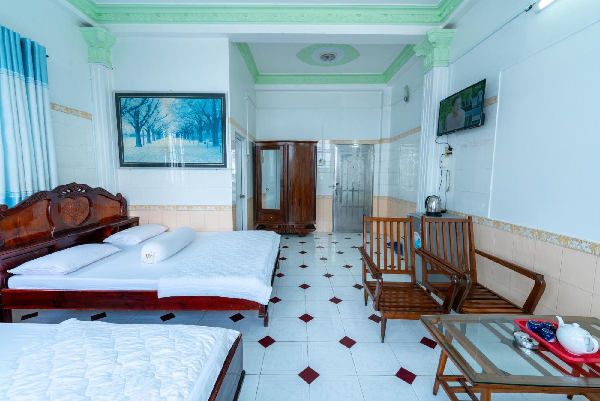 Thien Thanh Hotel Vinh Long Exterior photo