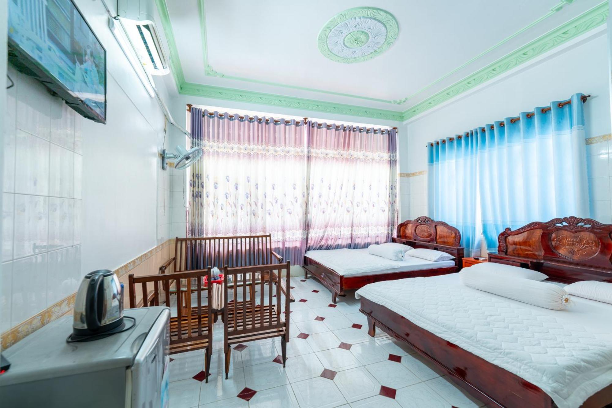 Thien Thanh Hotel Vinh Long Exterior photo