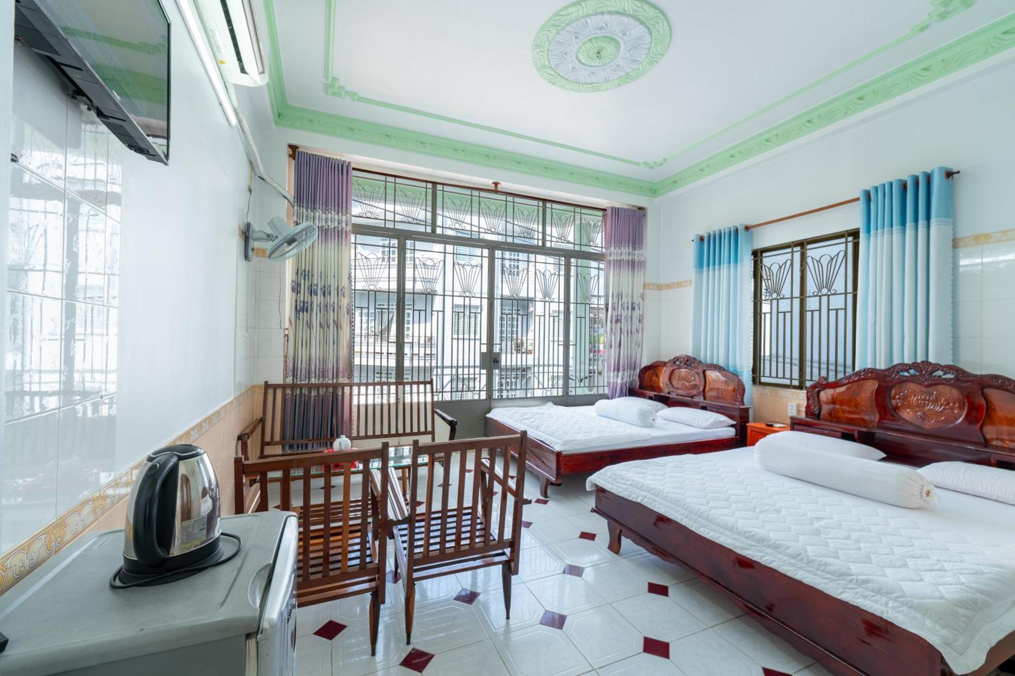 Thien Thanh Hotel Vinh Long Exterior photo